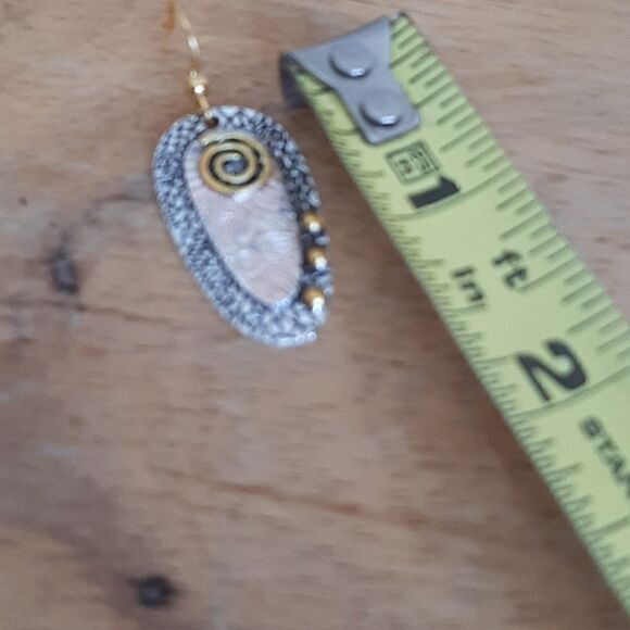 NWOT  Bohemian silver and gold oval drop earrings - Picture 3 of 4